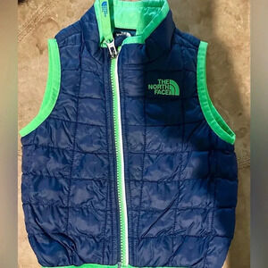 North Face Vest Sz 6-12m